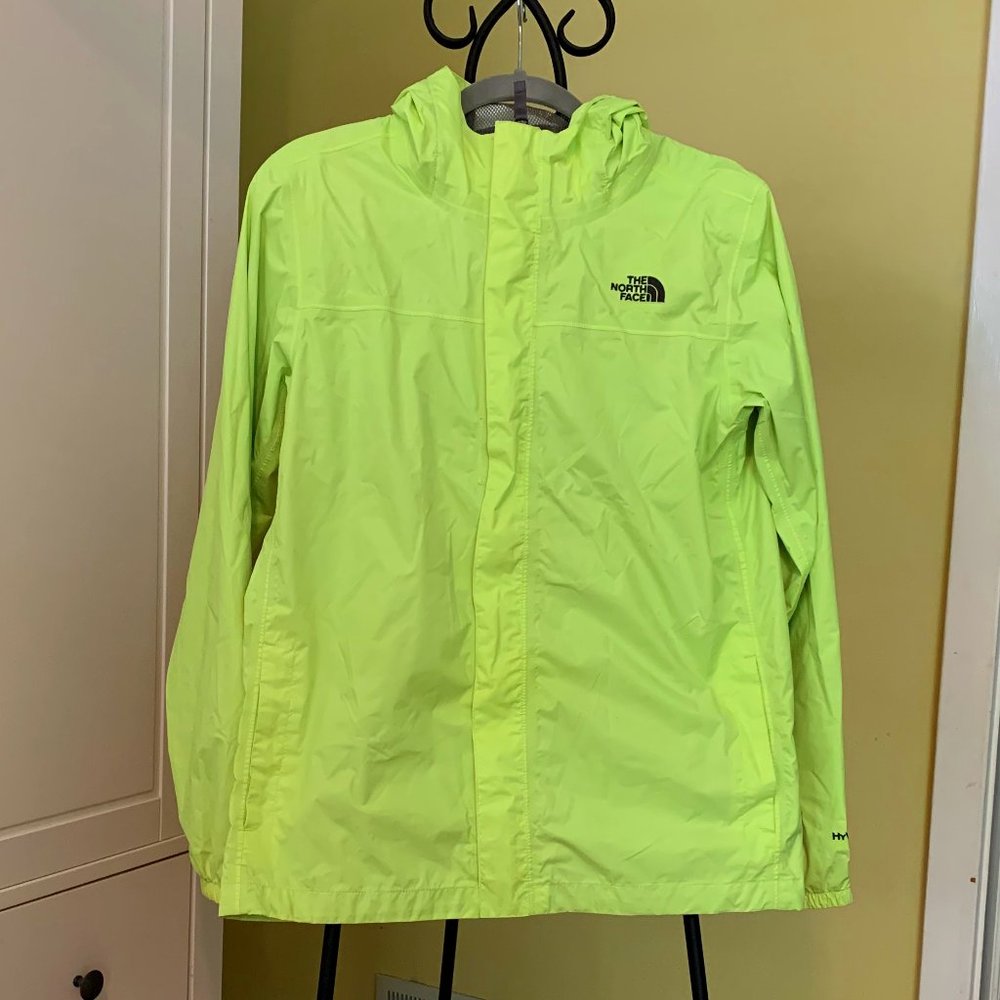 The North Face NWOT Hyvent  Boys Rain jacket XL 18/20